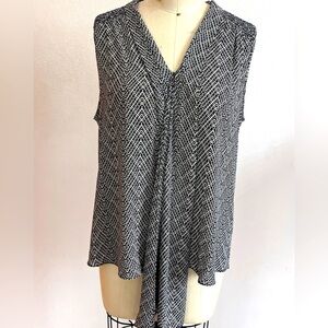 Cynthia Steffe- Pre-Owned printed top - Size M